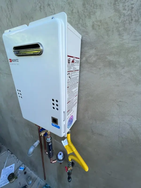 Tankless water heater installation for West Keansburg homes